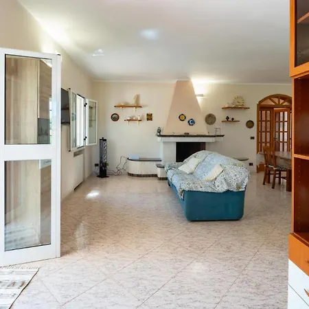 Villa Rita With Pool By Rentbeat *