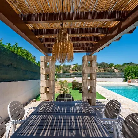 Villa Rita With Pool By Rentbeat Ostuni