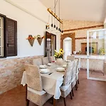 Villa Rita With Pool By Rentbeat *