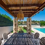 Villa Rita With Pool By Rentbeat Ostuni